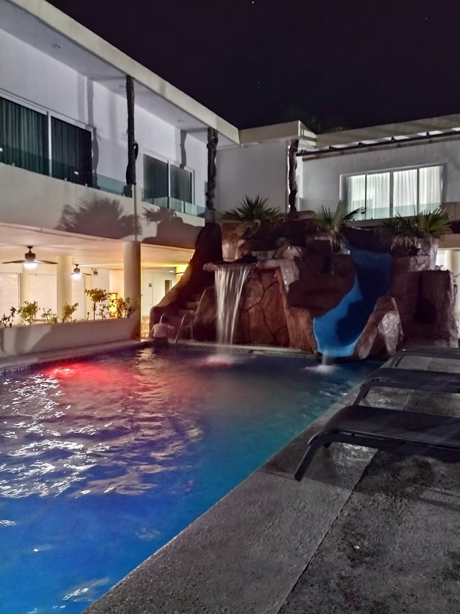 Villas Los Cocos Hotel Suites & Eventos